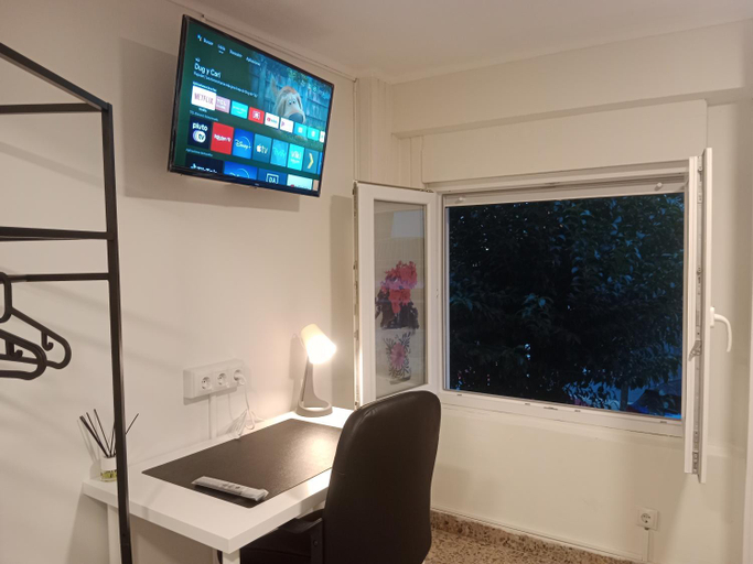 Others 5, Private Room Service - Grupo RH Santander, Cantabria