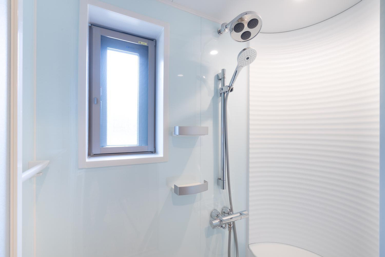 Bathroom 6