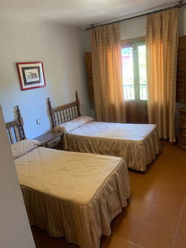Bedroom 2, Hotel Restaurante Rio Cuervo, Cuenca