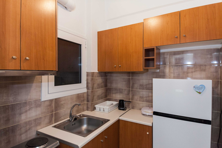 Others 4, City Center Simple Apartment Stay, Attica
