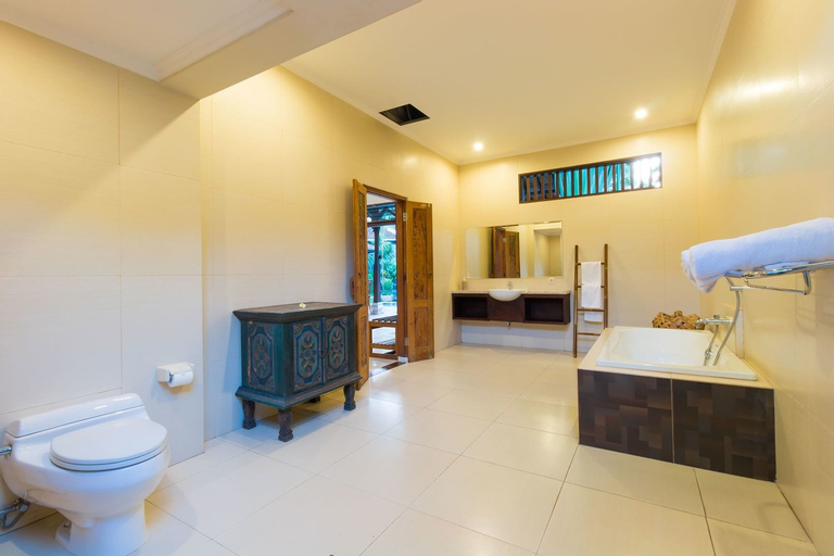 Bathroom 2