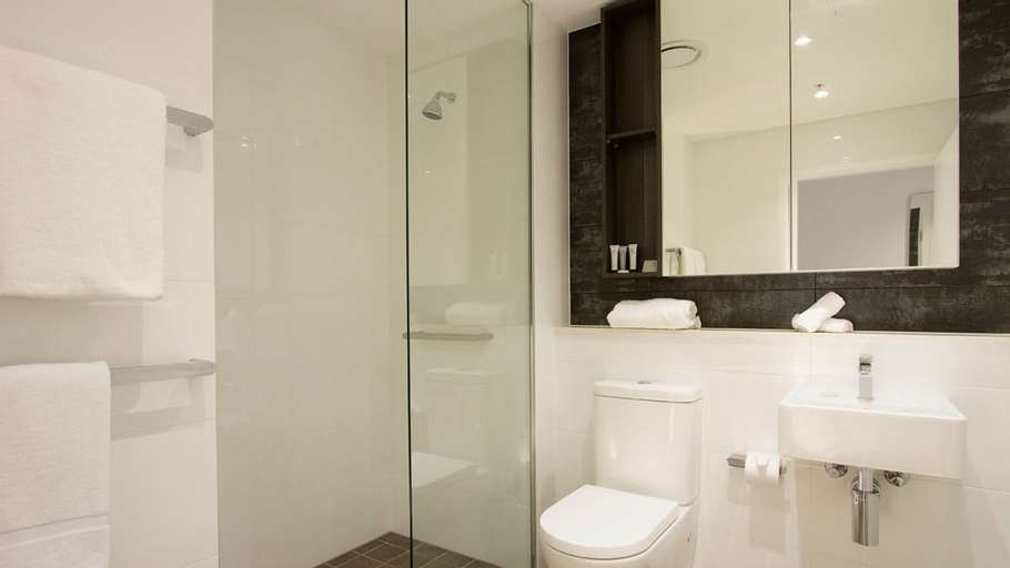 Bathroom 21