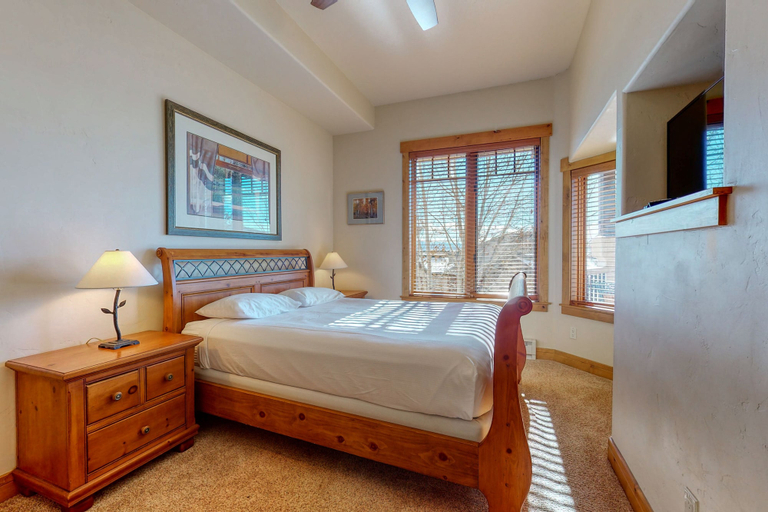 Bedroom 3, EagleRidge Lodge & Townhomes, Routt