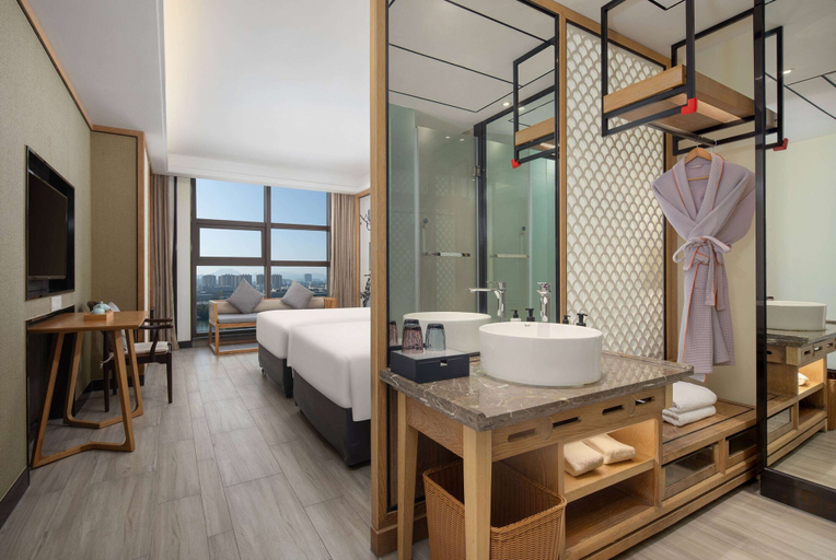 Bathroom 4, Days Inn by Wyndham Shaoxing Yuecheng, Shaoxing