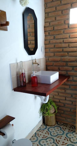 Bathroom 3, Pousada Canto da Lua - Charme, intimismo e uma linda vista para o Por-do-Sol -Wi-Fi, Carrancas