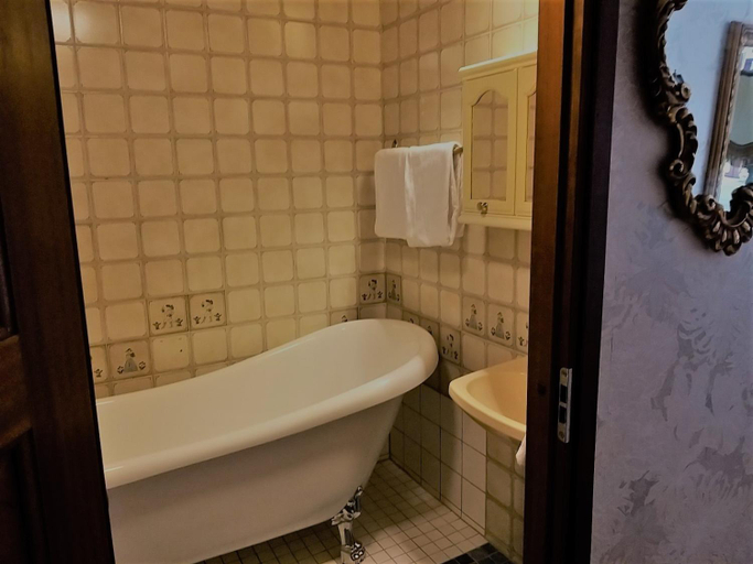 Bathroom 3, Park Hotel Turku, Finland Proper