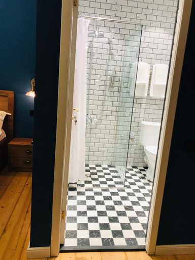 Bathroom 2, Apartment Riverside, Tskaltubo