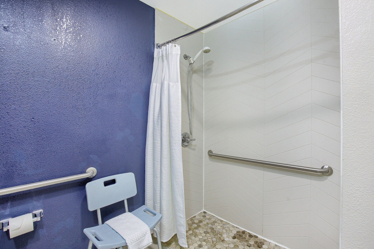 Bathroom 4, Fairfield Inn & Suites by Marriott Mobile, Mobile