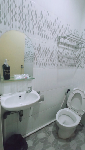 Bathroom 5