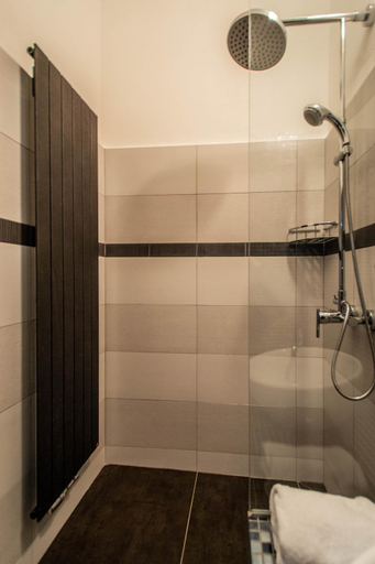 Bathroom 4, Stylish Apartments close to Eden Garden, Praha 1