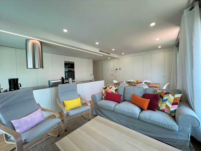 Others 3, Faro Design 1 by Homing, Faro
