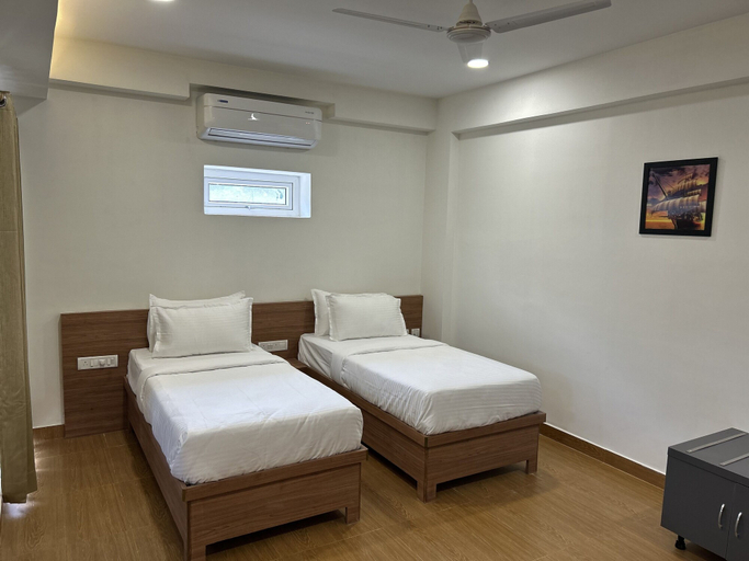 Bedroom 4, Palladium Luxury Suites Unit II, Hyderabad
