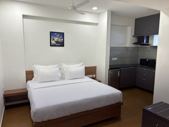 Bedroom 4, Palladium Luxury Suites Unit II, Hyderabad