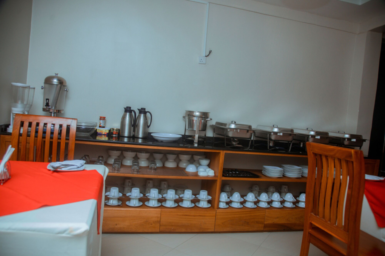 Food & Drinks 4, LE GRAND MARIE HOTEL, Ilala