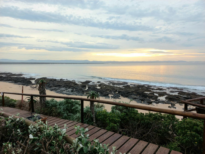 Exterior & Views 5, Lazy Days Apartments - Jeffreys Bay, Cacadu