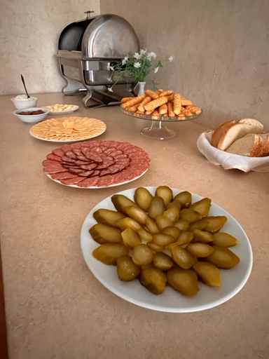 Food & Drinks 4, Бобри плюс, Ivanychivs'kyi