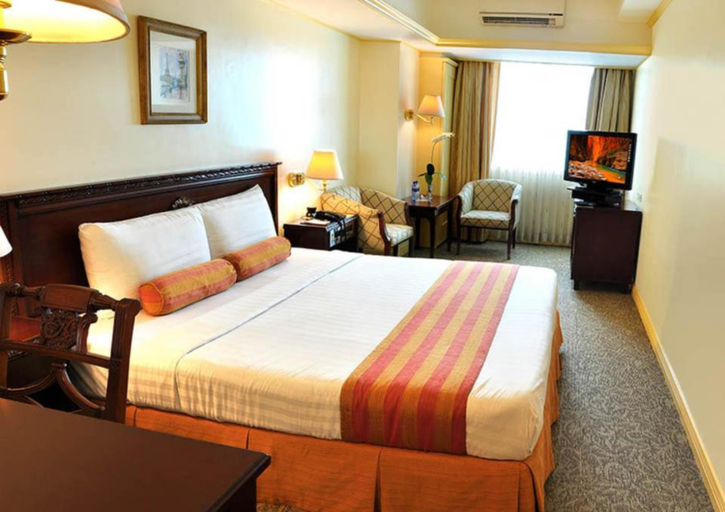 Bedroom 3, Networld Hotel Spa and Casino, Pasay City