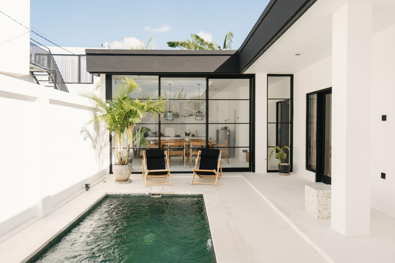 Sport & Beauty, Villa Enda Tiga Canggu 3 bedroom private villa, Badung
