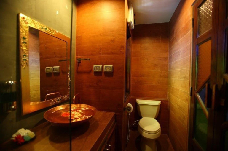 Bathroom 4, Chiangmai Boutique House, Muang Chiang Mai