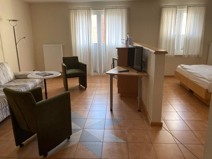 Bedroom 4, Hotel Die Friesenhalle, Nordfriesland