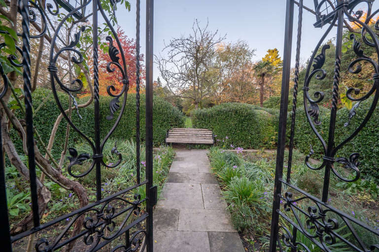 Others 4, Bright Belgravia Home by Underthedoormat, London