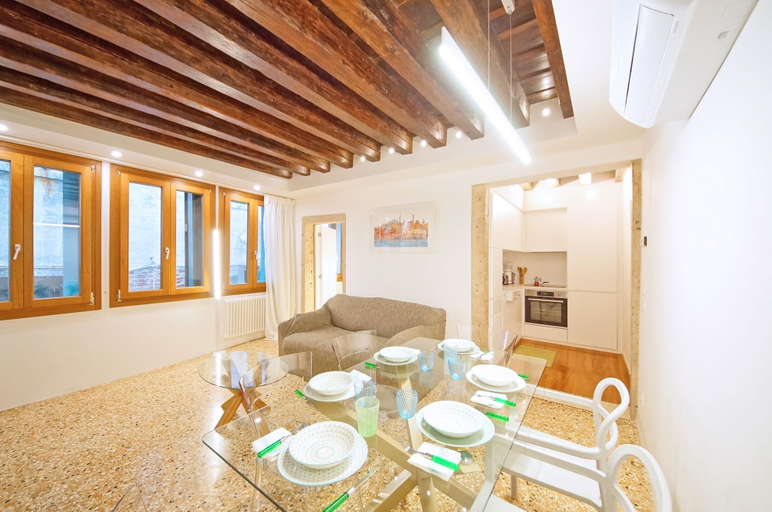 Others 4, DolceVita Apartments N. 479, Venezia