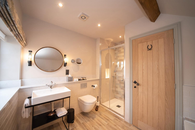 Bathroom 2, The Farrier, North Yorkshire