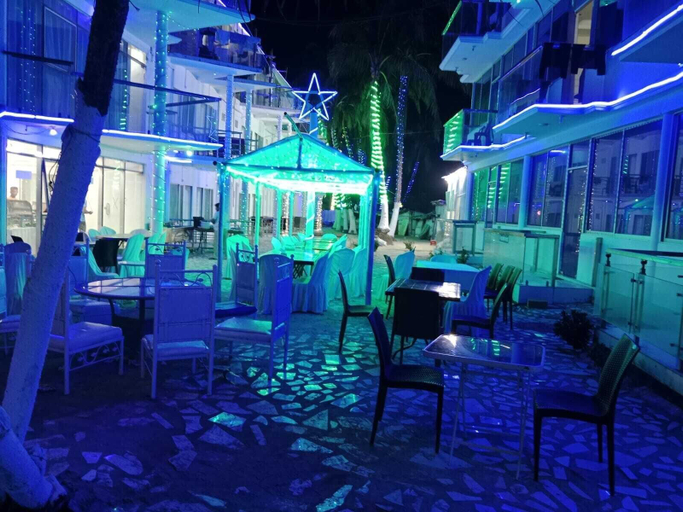 Food & Drinks, Atlantic Resort, Maungtaw