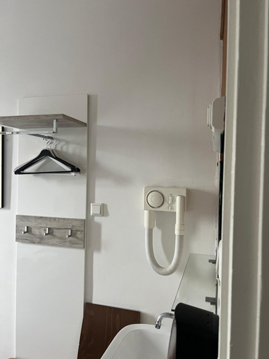 Bathroom 5, Max Hotel Amsterdam, Amsterdam