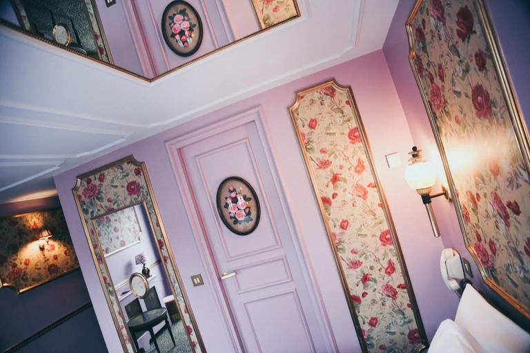 Bedroom 2, La Mondaine, Paris