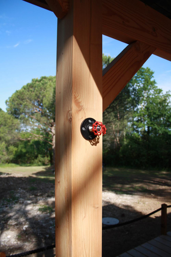 Others 4, La Cabane a Papi, Dordogne