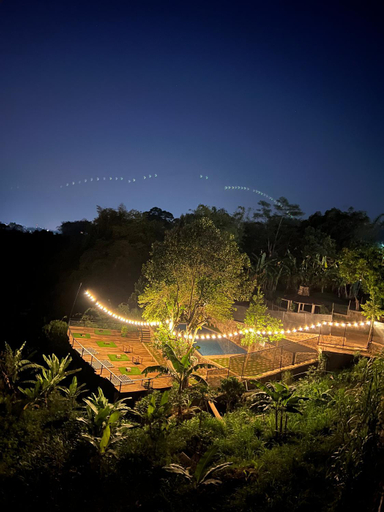 Others 5, Vila NJD, Bogor