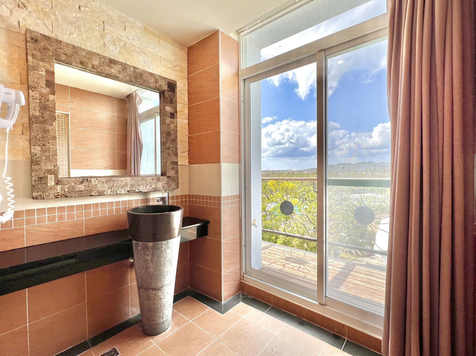 Bathroom 4, Seasons Bali Fashion Inn, Pingtung