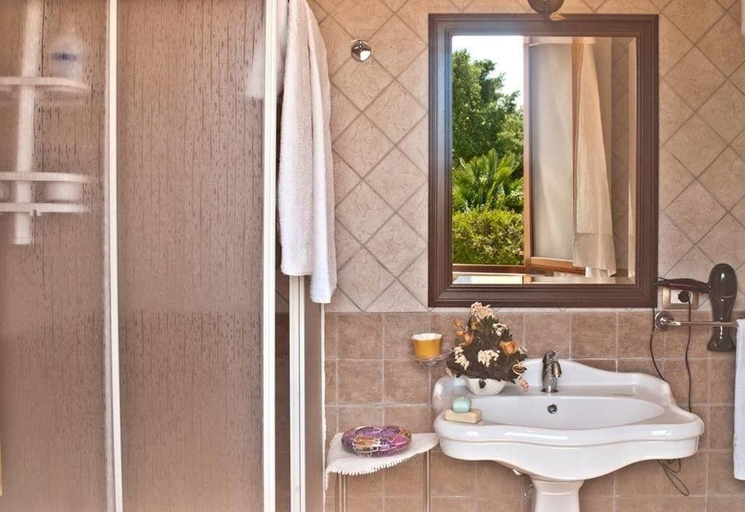 Bathroom 5, Agriturismo Sa Suerera, Sassari
