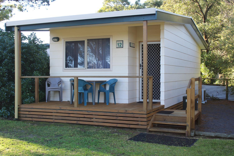 Exterior & Views 1, Millicent Hillview Caravan Park, Wattle Range  - West
