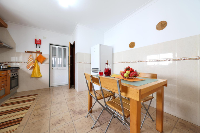 Others 3, Casas com Amoras in Serra da Pescaria, Nazaré