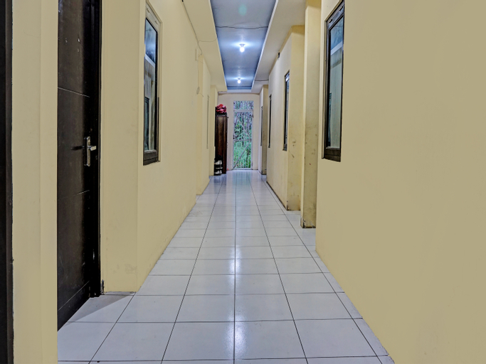 General view 5, Oyo 91683 Wijaya Kusuma Homestay, Kediri