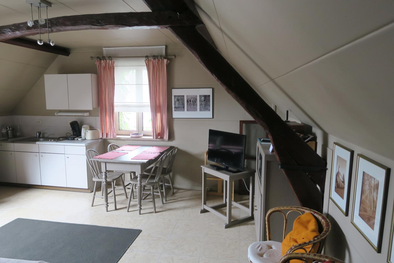Others 2, B&B / Studio De Druivelaar in hartje Kluisbergen (Berchem), Oost-Vlaanderen