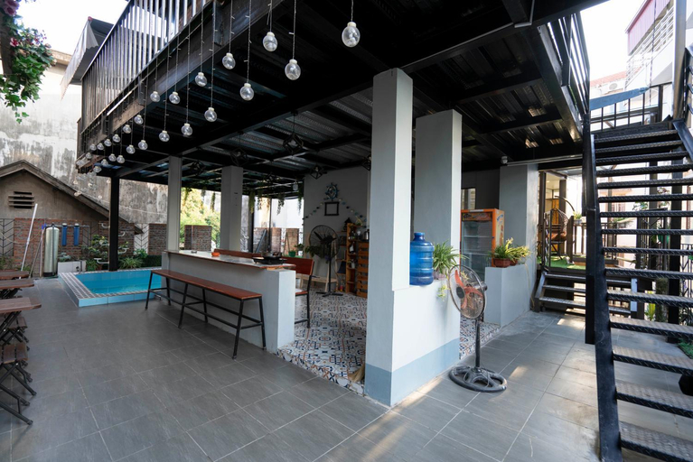 Food & Drinks 3, Private room in Halong center, Hạ Long