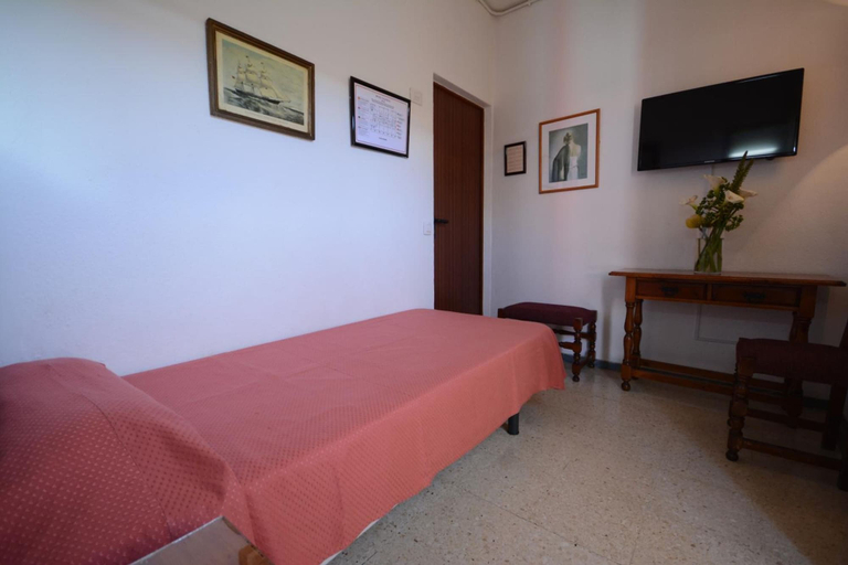 Bedroom 2, Hotel Valencia, Las Palmas