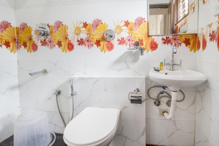 Bathroom 4, Fabhotel Crown Suites, Bangalore