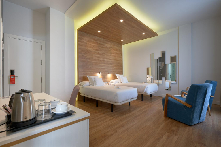 Bedroom 2, Monte Puertatierra, Cádiz
