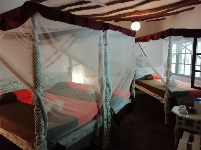 Bedroom 3, Aquarius Beach Resort, Kilifi North