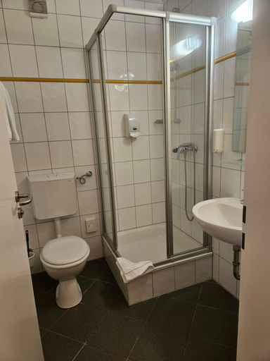 Bathroom 4, Terra Ventura Hotel, Eifelkreis Bitburg-Prüm