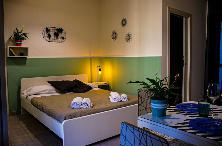 Others 4, Trinacria apartments, Catania