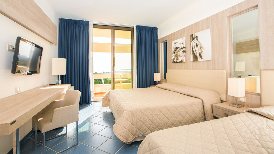 Bedroom 3, MClub Lipari, Agrigento