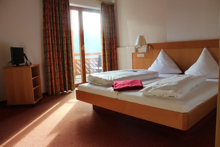 Bedroom 2, Hotel Waldeck mit Restaurant, Heilbronn