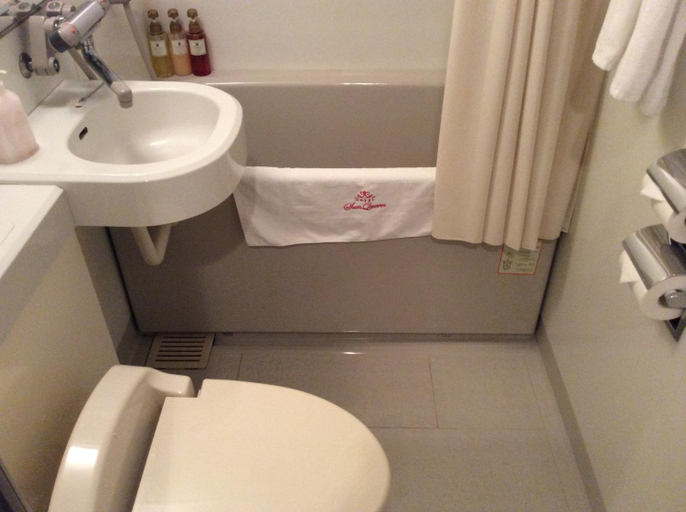 Bathroom 4, Hotel Sun Queen, Naha