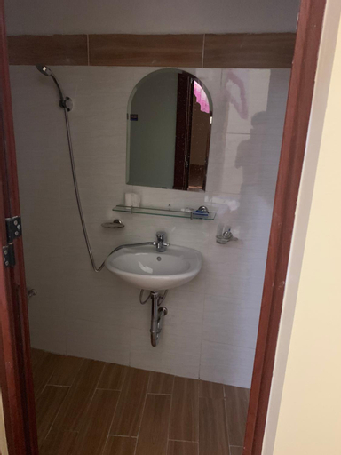 Bathroom 9