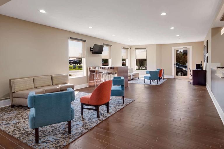 Public Area 2, Sleep Inn & Suites Niceville - Destin, Okaloosa